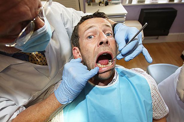 ross-on-the-dentist-chair-pic-neville-williams-228129015 (1)